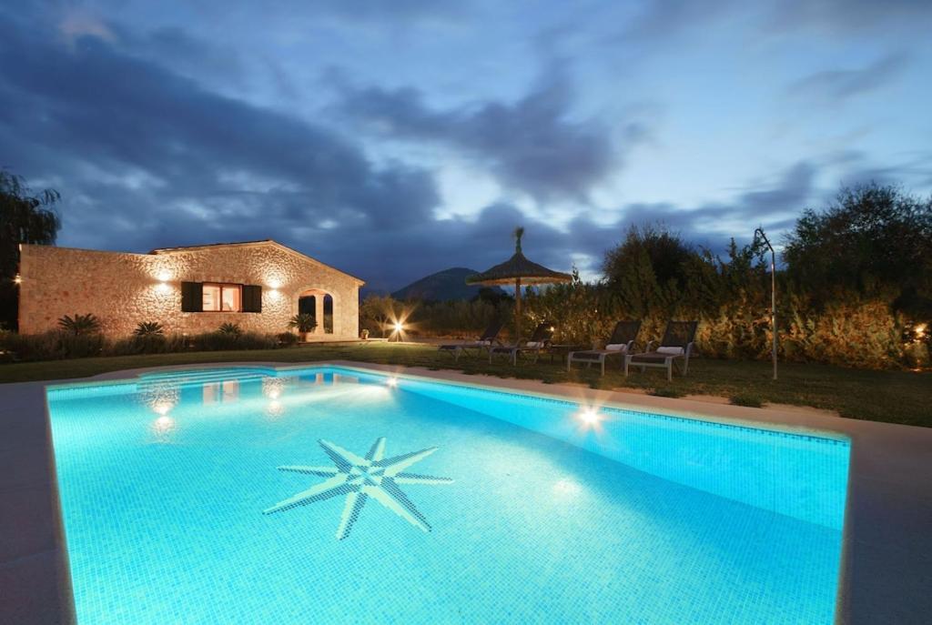 Villa Antonia, *