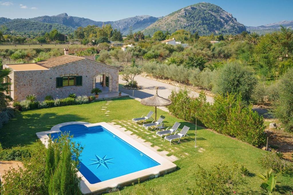 Villa Antonia, *